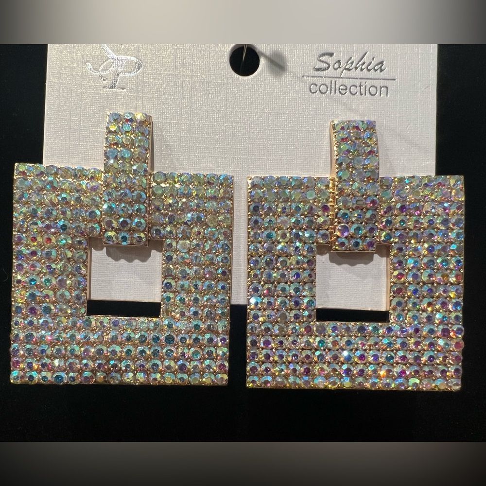 NWT Gorgeous AB Rhinestone Square Pierced Earrings Bridal, Pageant, Holiday